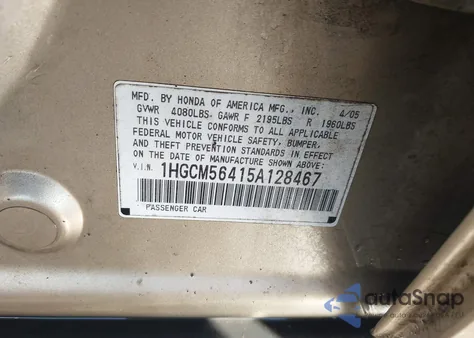 2005 Honda Accord 2.4 Lx z USA, uszkodzony, nr VIN 1HGCM56415A128467